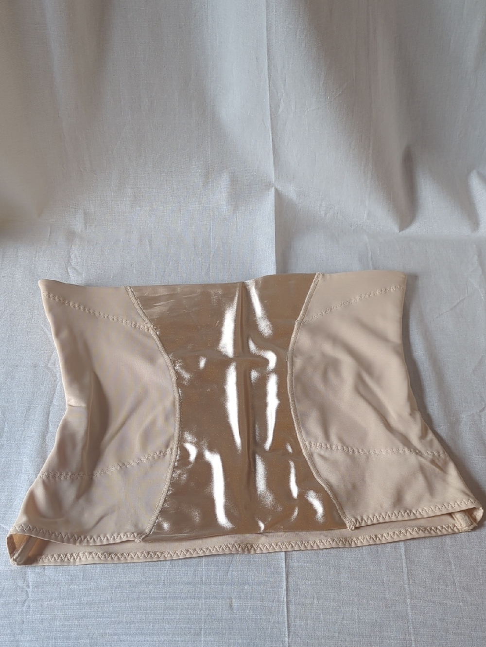 Maidenform Shaping Waist Cincher Bandeau in Beige